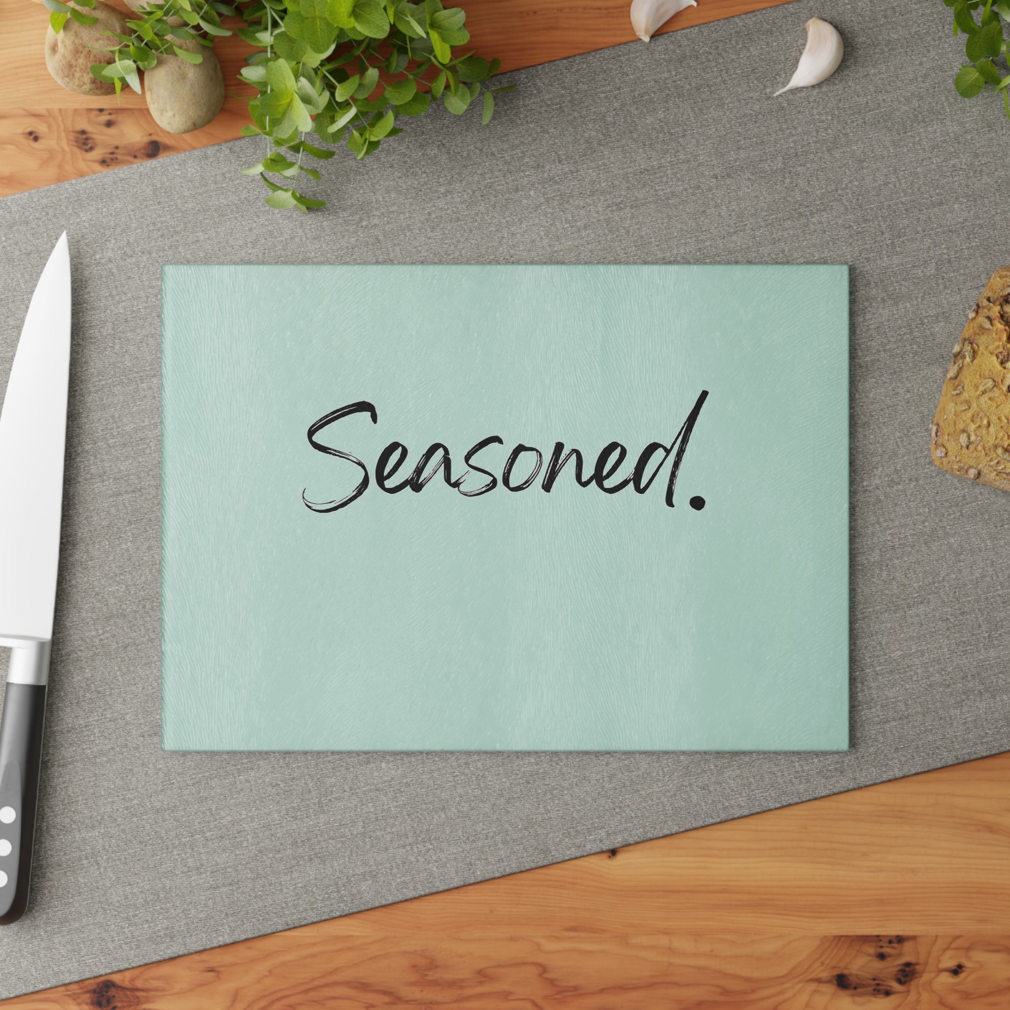 Glass Cutting Board - Seasoned.